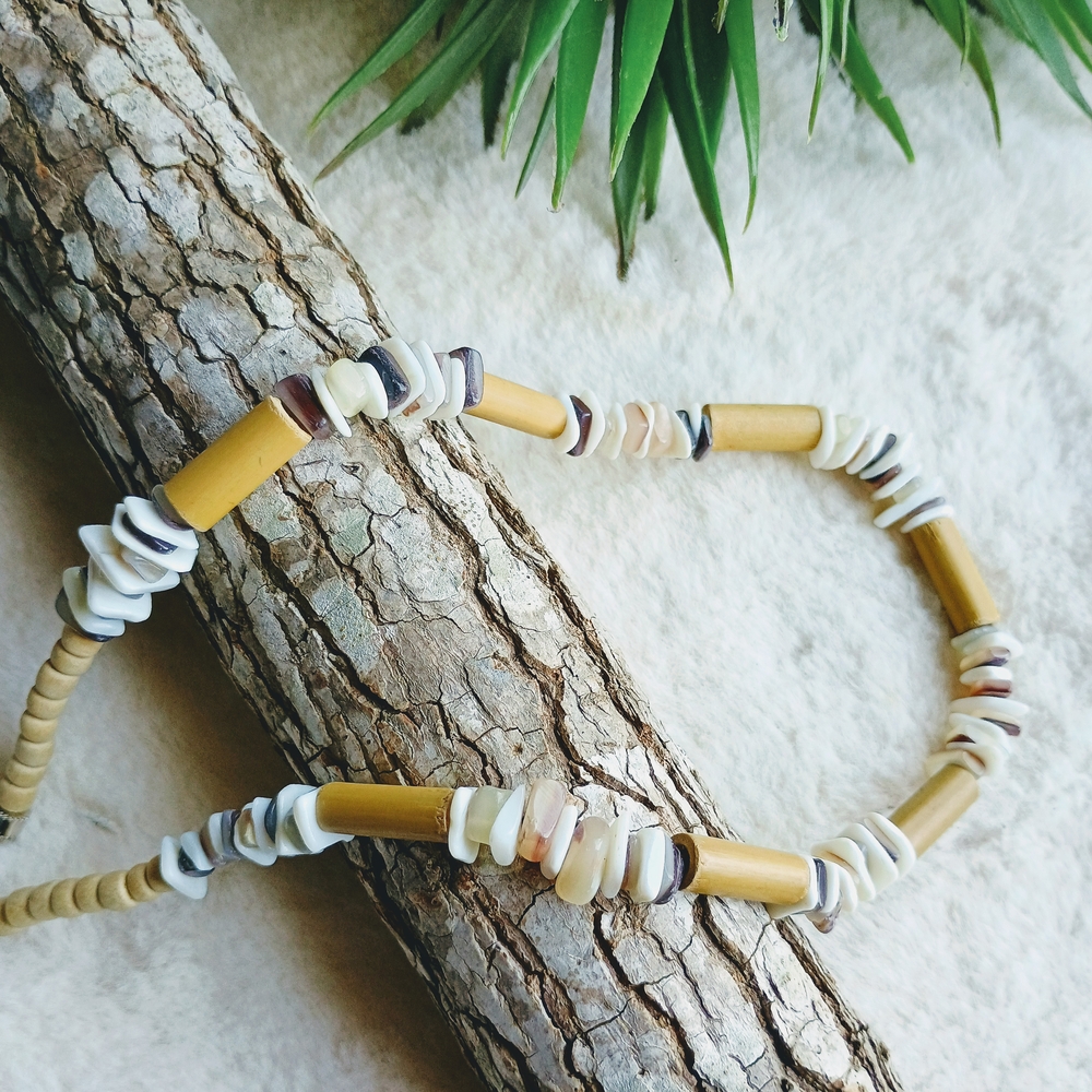 🍄‍🟫 BOHO 🍄‍🟫 VTG Artisan Wood, Shell & Gemstone Choker, Surfer Style, Beachy